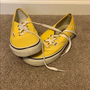 Women’s yellow Vans